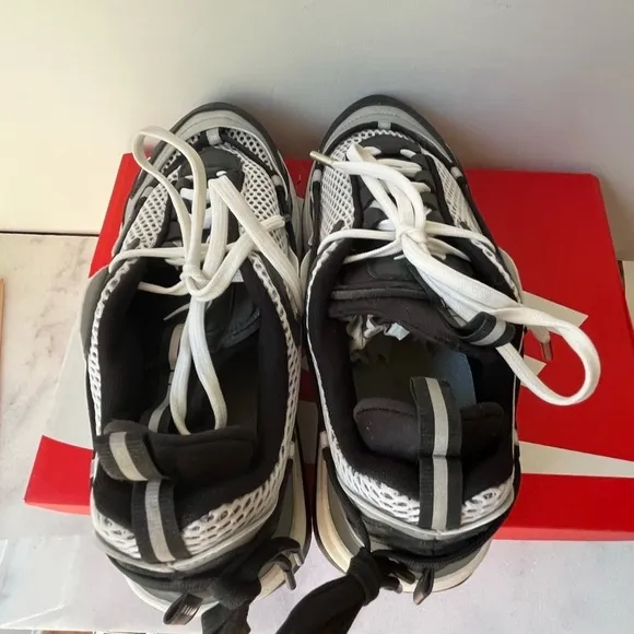 Size 8.5 - Nike Air Max Furyosa Silver Black 2021
