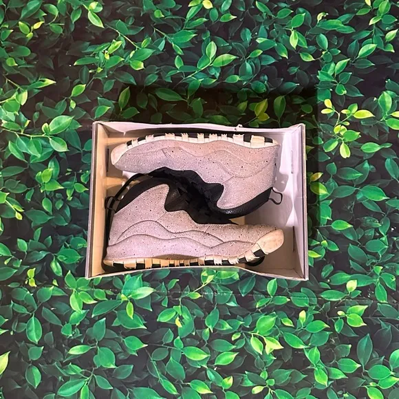 Size 9 Air Jordan 10 Retro Light Smoke Grey