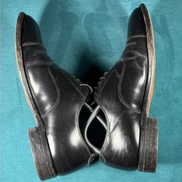 Size 9 - Johnston &amp; Murphy Men's Black Leather shoes