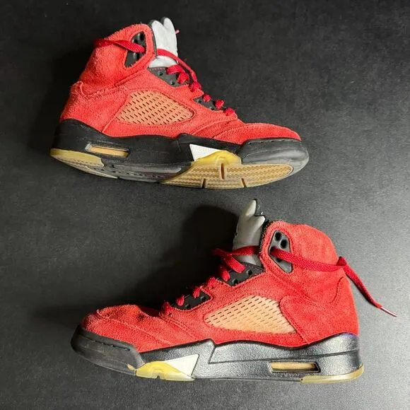 Size‎ 9 - Nike DD0587-600 Air Jordan 5 Retro Raging Bull Toro Bravo Varsity Red