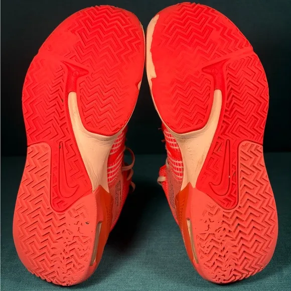 Size 9.5 - Men’s Nike LeBron Witness 7 Bright Crimson shoes