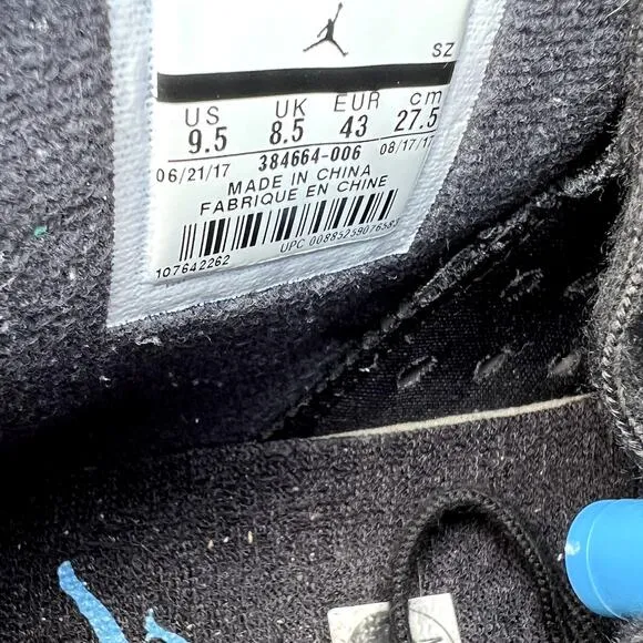 Size 9.5 - Nike Air Jordan 6 Retro UNC Men's Shoes - Ships Now
