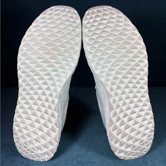 Size 9.5M/11Women - Nobull Ripstop green/white shoes