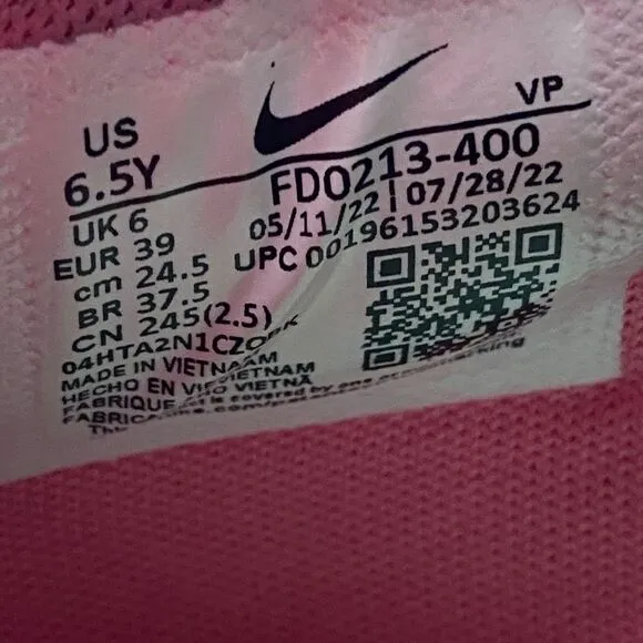 Size 6.5Y/8Women - Nike Giannis Immortality blue shoes