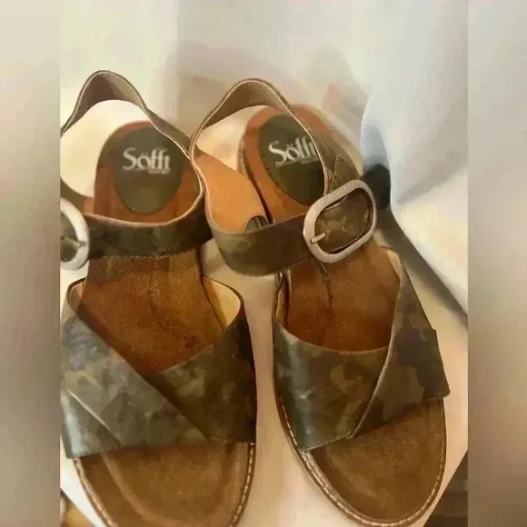 Sofft Olive Bayo Leather Sandal Womens Shoes, OLIVE,