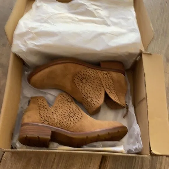 Sofft Barrosa Bootie Cognac