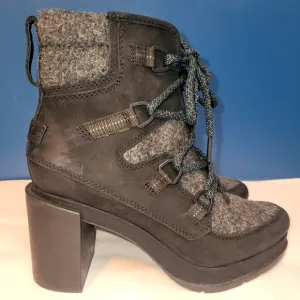 Sorel Blake Lace Up Heeled Boots Gray Black Green Laces Size 7
