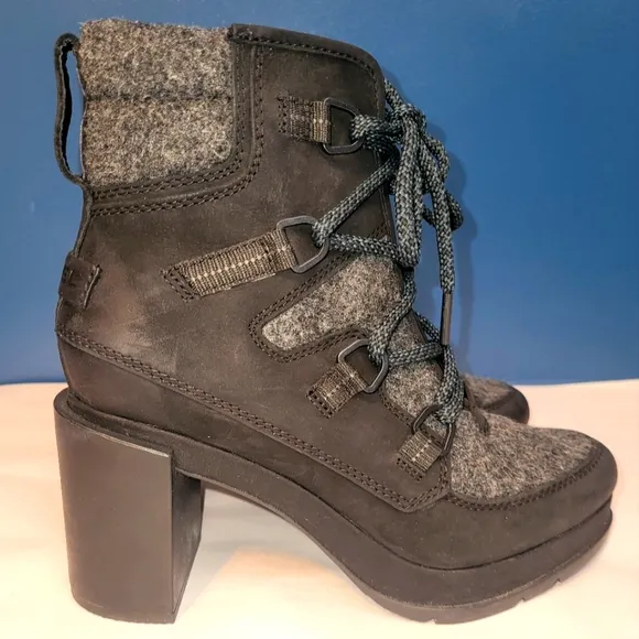 Sorel Blake Lace Up Heeled Boots Gray Black Green Laces Size 7