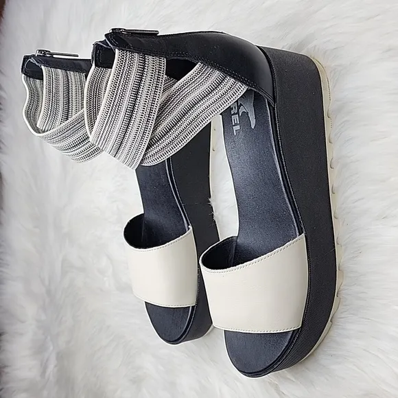SOREL Cameron Flatform Ankle Strap Platform Sandals