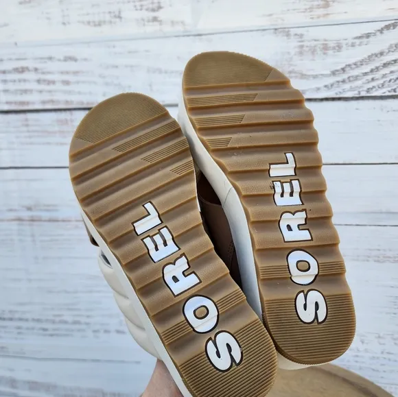 Sorel Cameron platform sandals size 7