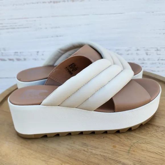 Sorel Cameron platform sandals size 7