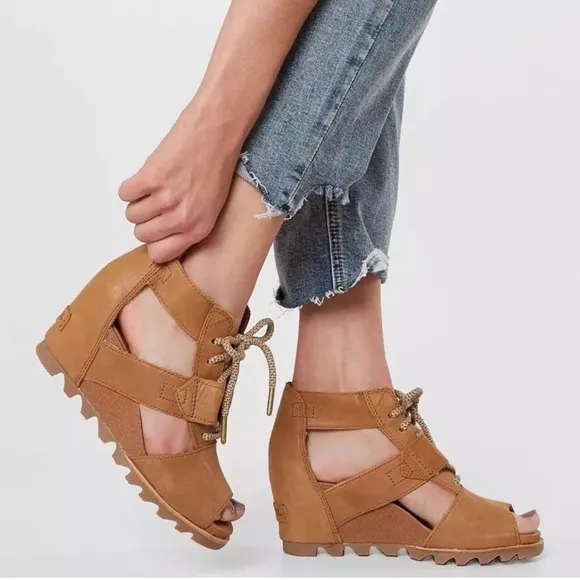 Sorel Joanie II Brown Leather Lace Up Wedge Sandals Size 9 Classic Boho Fall