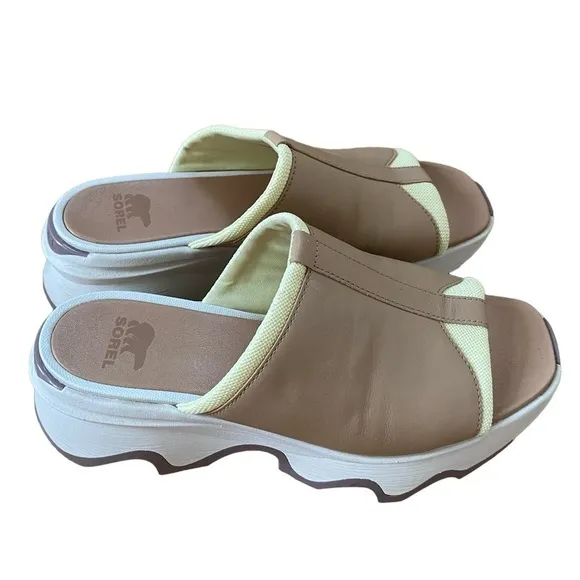 Sorel Kinetic Impact Platform Slide Sandal Beige Tan Leather Chalk Women’s 8.5