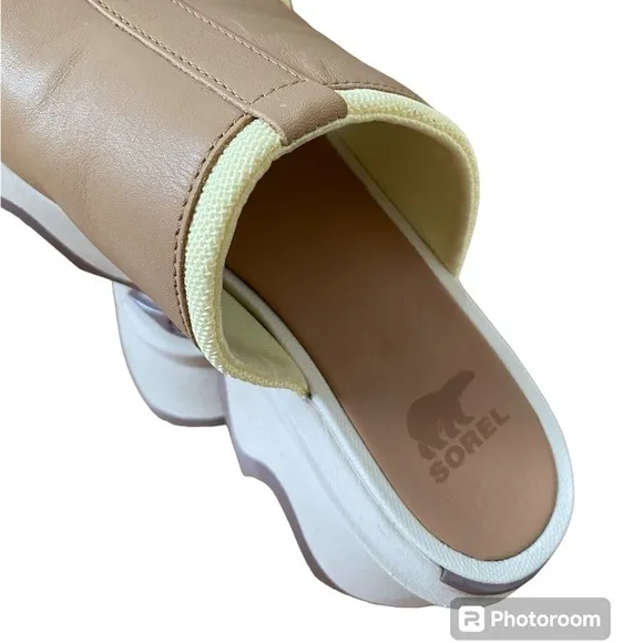 Sorel Kinetic Impact Platform Slide Sandal Beige Tan Leather Chalk Women’s 8.5