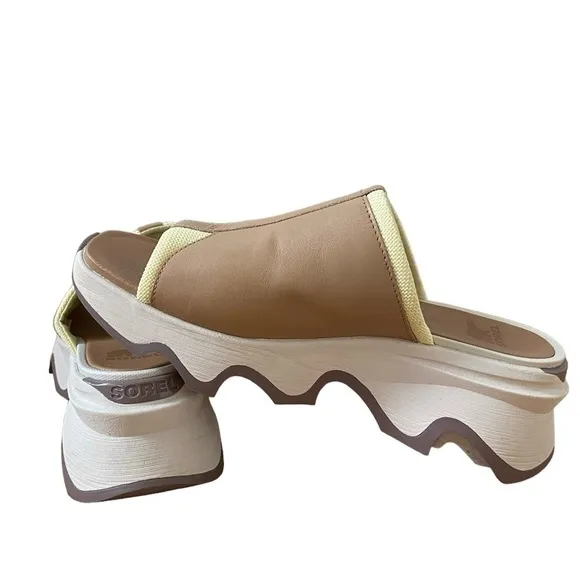Sorel Kinetic Impact Platform Slide Sandal Beige Tan Leather Chalk Women’s 8.5