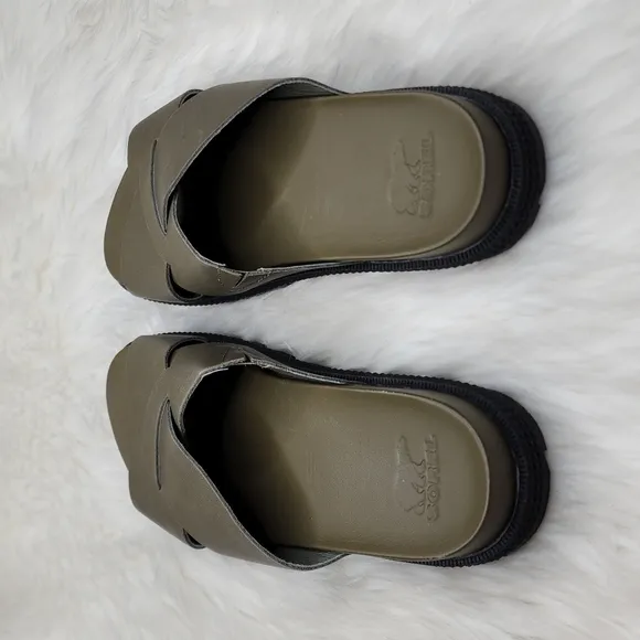 SOREL Roaming Crisscross Slide Sandal Sage Green Black