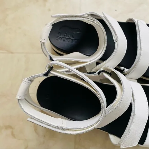 Sorel Roaming Multi-Strap White Leather Foam Footbed Platform Sandals size 10