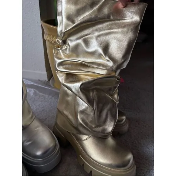 Space festival platform Boots