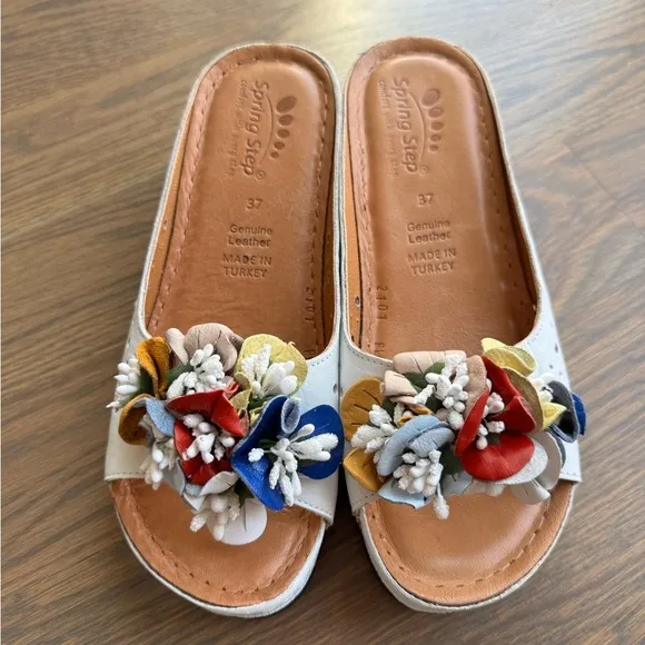 Spring Step Flowerchild Wedge Sandal Wedge Sandals Sz 37 US 7 boho floral