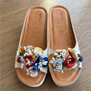 Spring Step Flowerchild Wedge Sandal Wedge Sandals Sz 37 US 7 boho floral