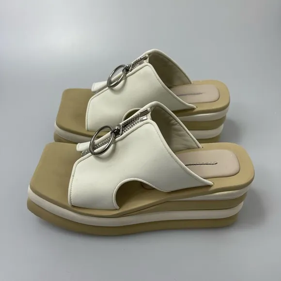 Stella McCartney Tan Stretch Sandals Womens EU 37/US 7 $695. Pre-Owned. With Box