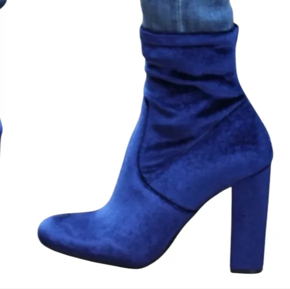 Steve Madden Edit Blue Velvet Ankle Boots Booties Women's Size 8M Block Heel New