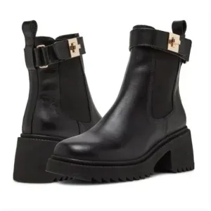 Steve Madden Gates Boots 8.5 Black NWOT Leather Buckle Chelsea Booties Lug
