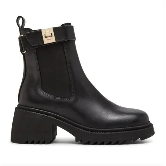 Steve Madden Gates Boots 8.5 Black NWOT Leather Buckle Chelsea Booties Lug