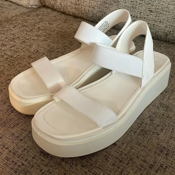 Steve Madden Janice White Platform Sandals Size 9.5M