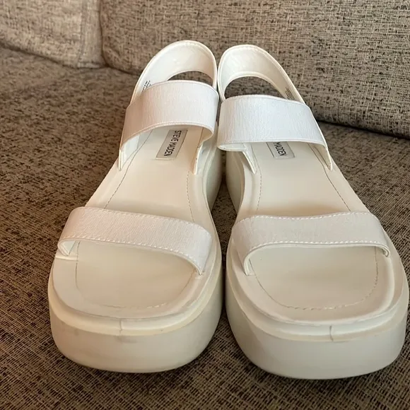 Steve Madden Janice White Platform Sandals Size 9.5M