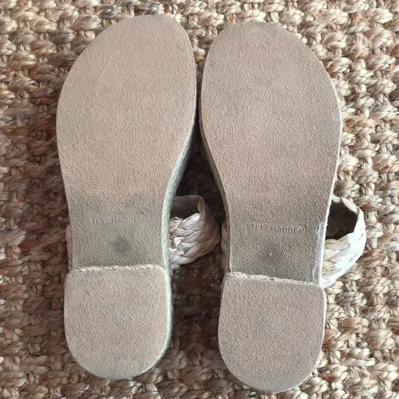 Steve Madden Known Raffia Platform Sandals. Size 10