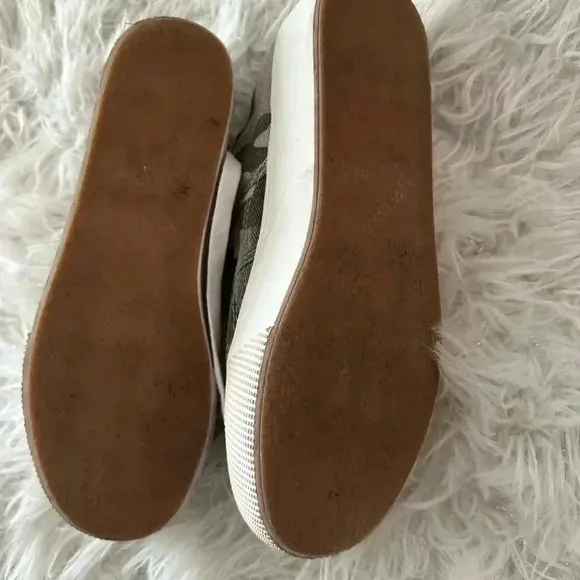 Steve Madden platform shoes size 8