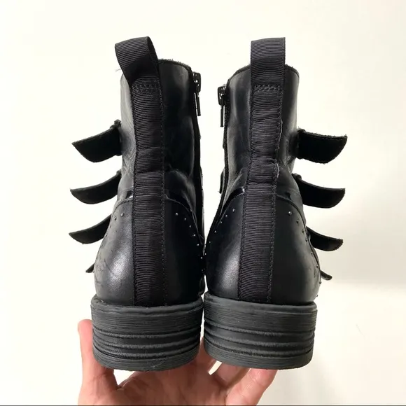 Steve Madden Pursue Black Genuine Leather Studded Buckle Moto Ankle Boots