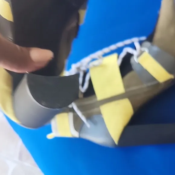 Steve Madden Stylish Yellow and Black Women's Heeled Boots