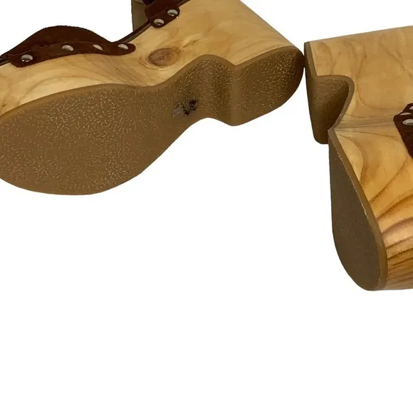 Steve Madden Suede &amp; Wooden Platform Clog Sandals Brass Rivets Adjustable Strap