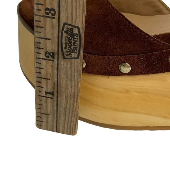 Steve Madden Suede &amp; Wooden Platform Clog Sandals Brass Rivets Adjustable Strap