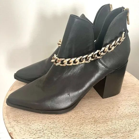 Steve Madden Tranquil Ankle Boots with Gold Chain Accent Size 10 NWOB