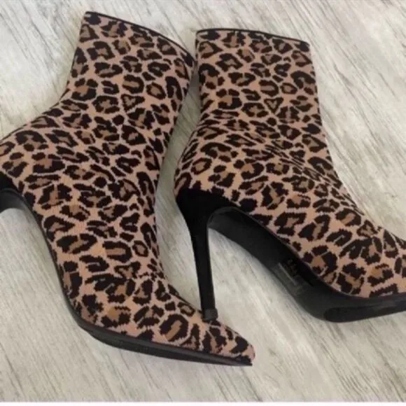Steve Madden Leopard Print Stiletto Ankle Boots Size 6