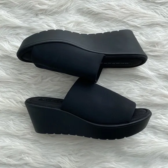 STEVEN by Steve Madden | Y2K Slide Sandals