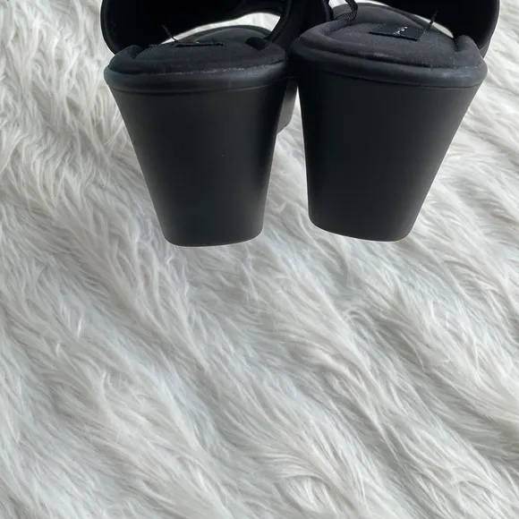 STEVEN by Steve Madden | Y2K Slide Sandals