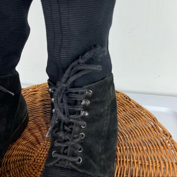 Stuart Weitzman Black Suede Lace Up Ribbed Sock Calf Stretch Moto Boots Sz 7