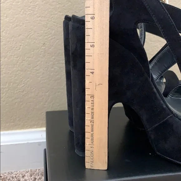 Stuart Weitzman Platform Sandals Size 5 1/2 M