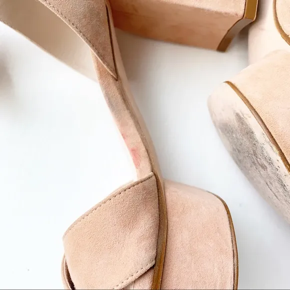 STUART WEITZMAN  Suede Platform Sandals