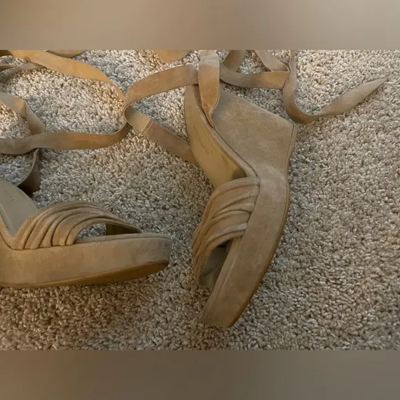 Stuart Weitzman Tan suede wedge heel sandals size 7.5 festival chic boho coastal