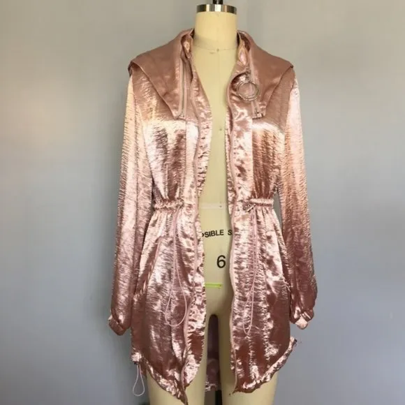 💥STUNNING💥Londunn x Missguided Pink Metallic Jacket Dress