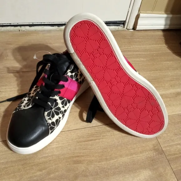 Stylish Black and Pink Women's Sneakers