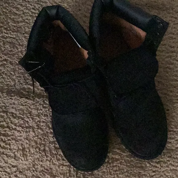 Stylish Black Boots