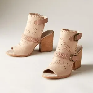 🆕🌿SUNDANCE BOHO LEATHER HIGH HEEL SANDALS🌿