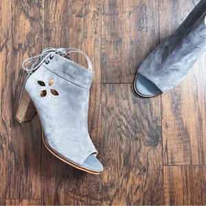 Sundance • Stormy Sandals open toe ankle booties heel grey suede leather boho