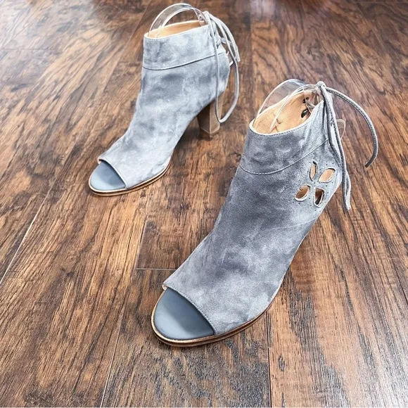 Sundance • Stormy Sandals open toe ankle booties heel grey suede leather boho
